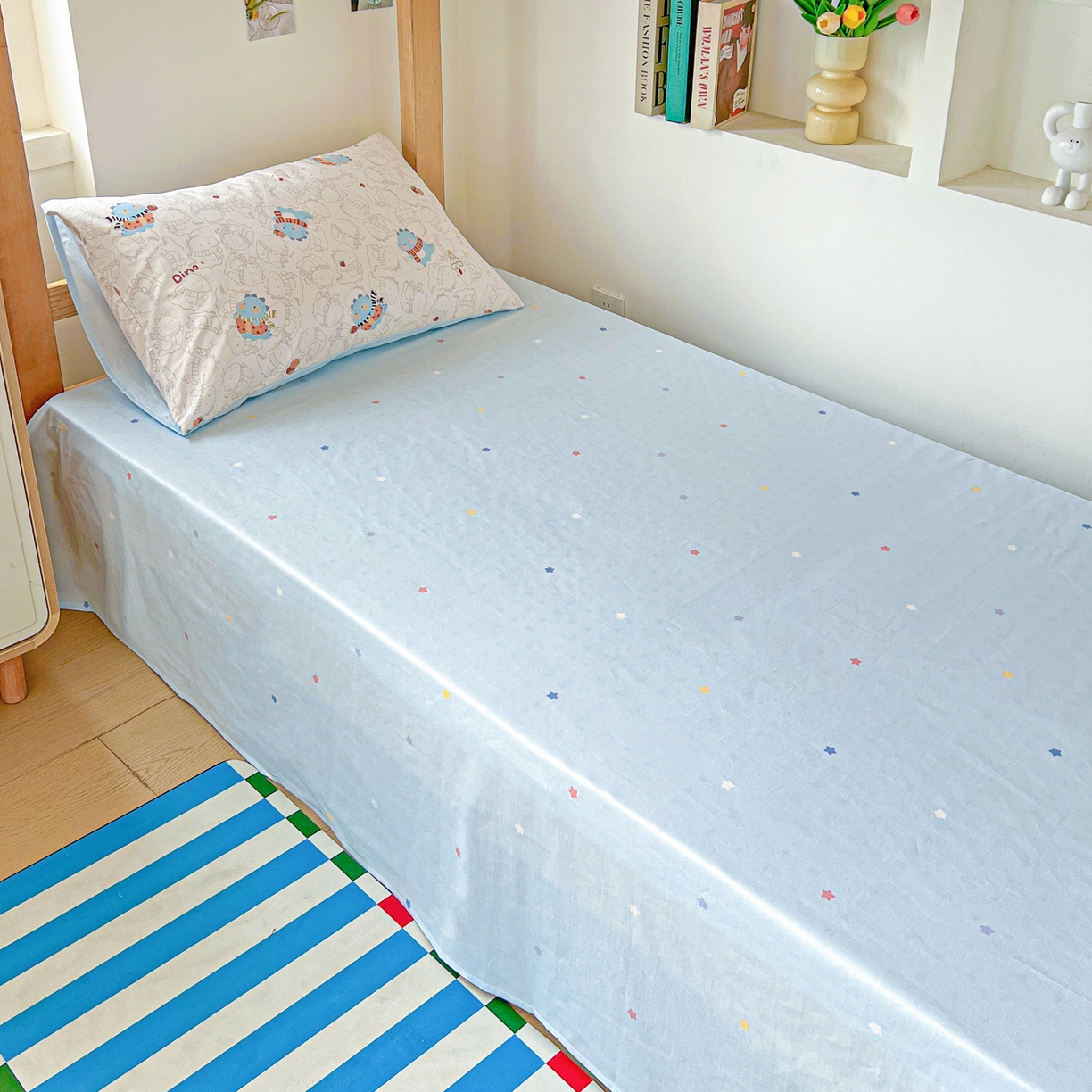 91家纺网 家纺一手货源 找家纺 名兮2025新款全棉纯棉13372学生床多件套 萌龙崽崽