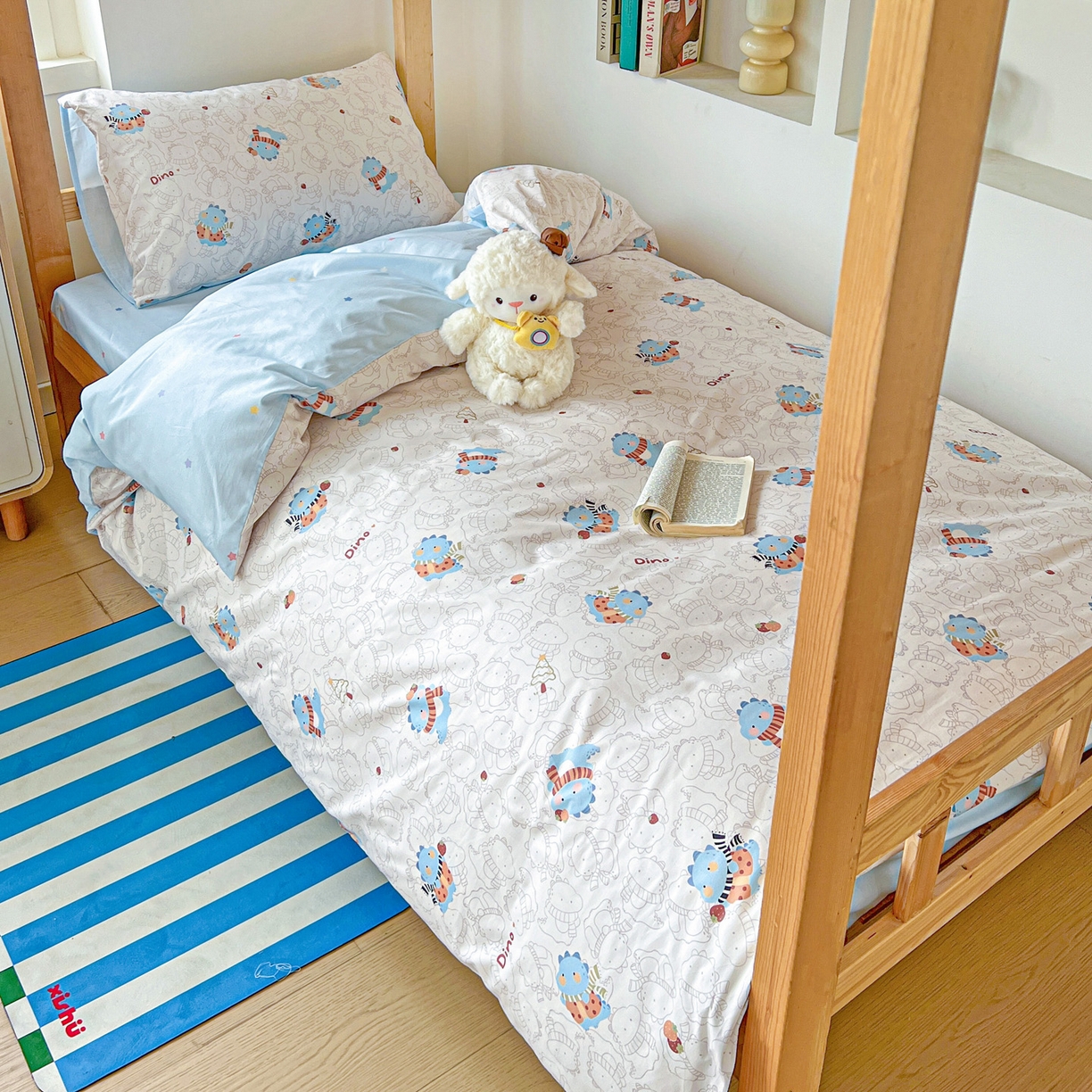 91家纺网 家纺一手货源 找家纺 名兮2025新款全棉纯棉13372学生床多件套 萌龙崽崽