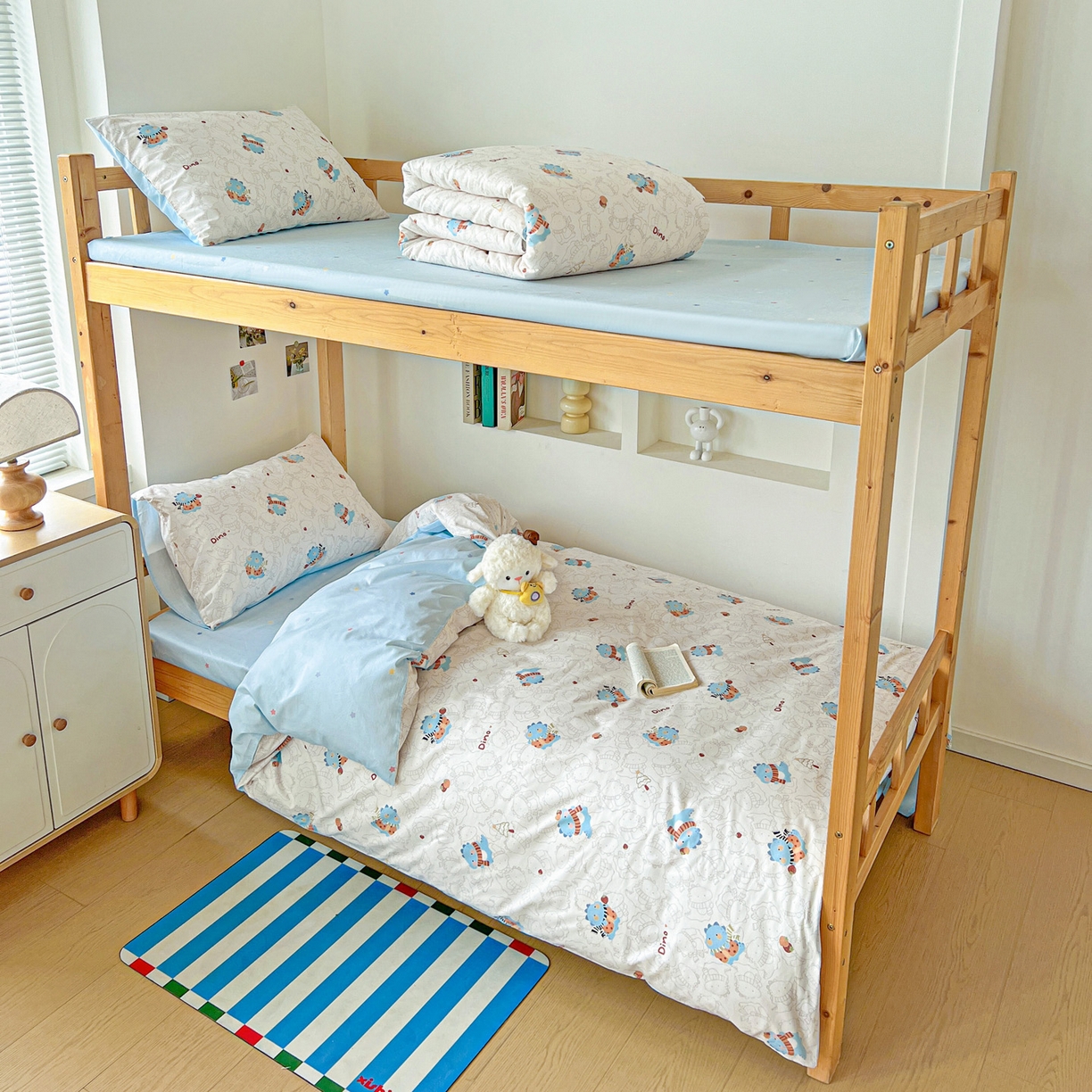 名兮2025新款全棉纯棉13372学生床多件套 萌龙崽崽