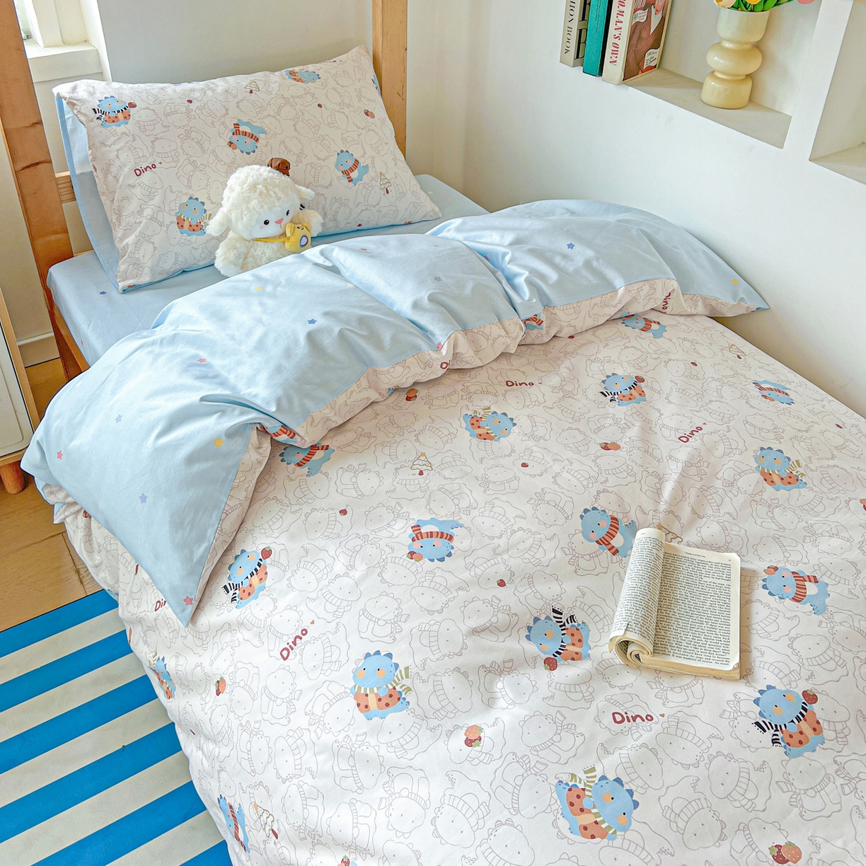 91家纺网 家纺一手货源 找家纺 名兮2025新款全棉纯棉13372学生床多件套 萌龙崽崽