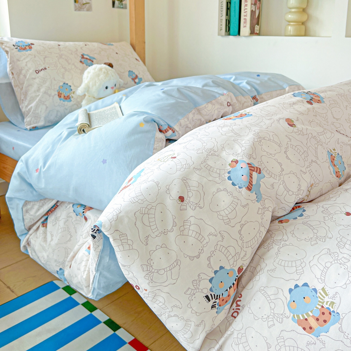 91家纺网 家纺一手货源 找家纺 名兮2025新款全棉纯棉13372学生床多件套 萌龙崽崽