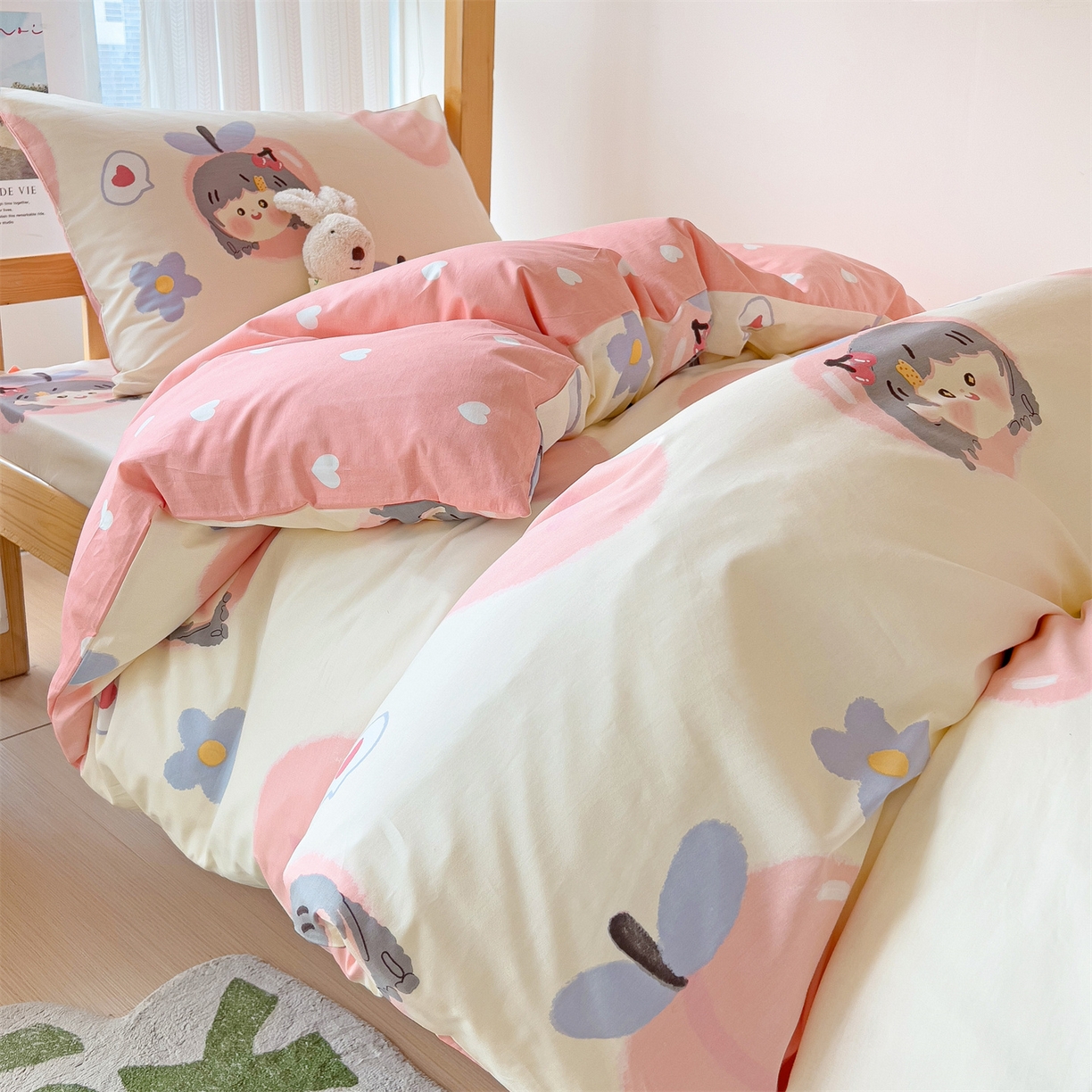 91家纺网 家纺一手货源 找家纺 名兮2025新款全棉纯棉13372学生床多件套 蜜桃女孩