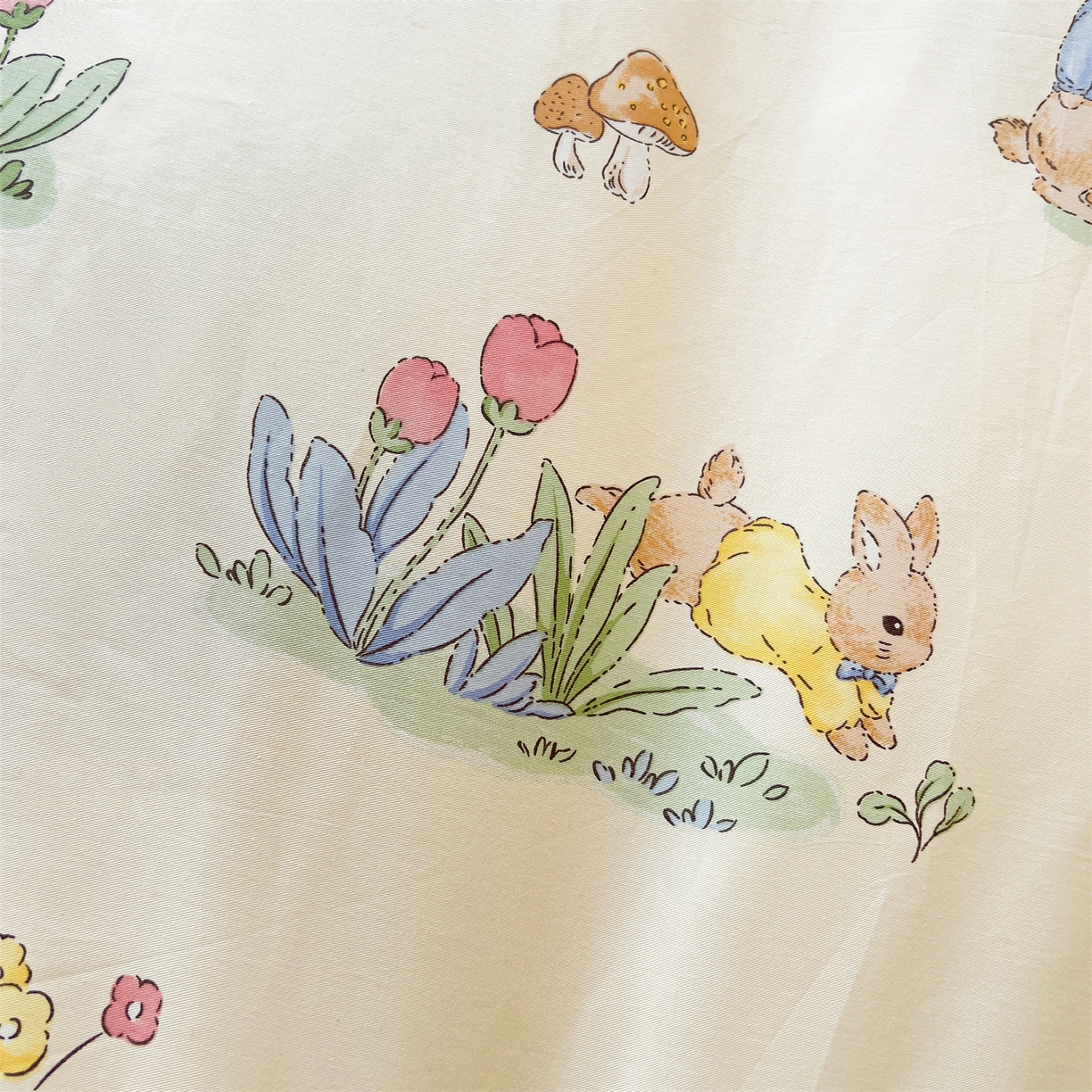 91家纺网 家纺一手货源 找家纺 名兮2025新款全棉纯棉13372学生床多件套 蘑菇小兔