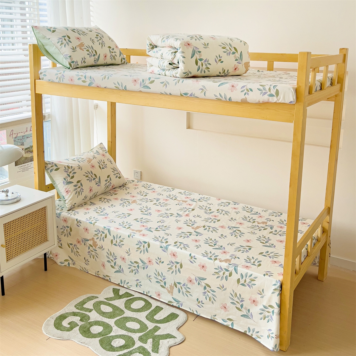 91家纺网 家纺一手货源 找家纺 名兮2025新款全棉纯棉13372学生床多件套 轻纱漫舞