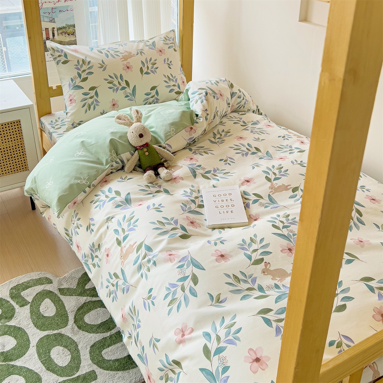 91家纺网 家纺一手货源 找家纺 名兮2025新款全棉纯棉13372学生床多件套 轻纱漫舞