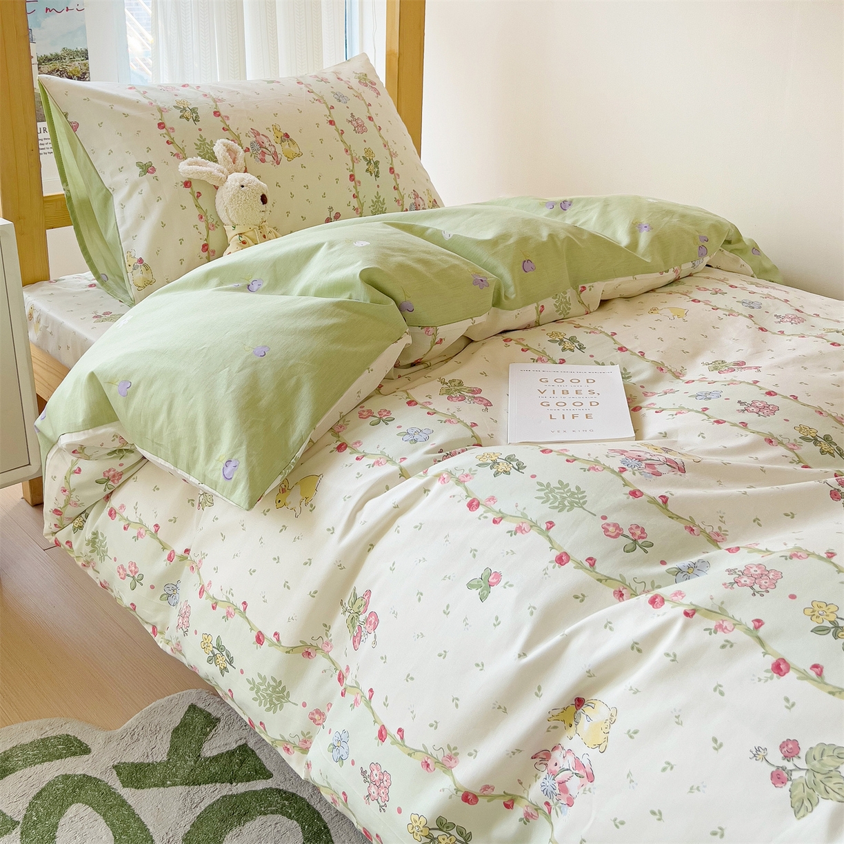 91家纺网 家纺一手货源 找家纺 名兮2025新款全棉纯棉13372学生床多件套 甜蜜兔兔