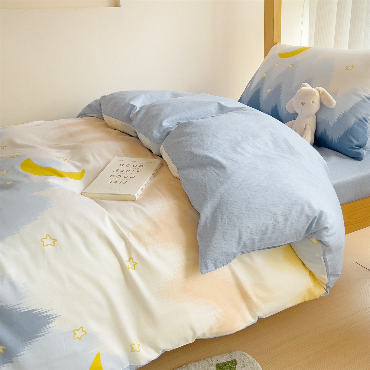 91家纺网 家纺一手货源 找家纺 名兮2025新款全棉纯棉13372学生床多件套 星辰入梦