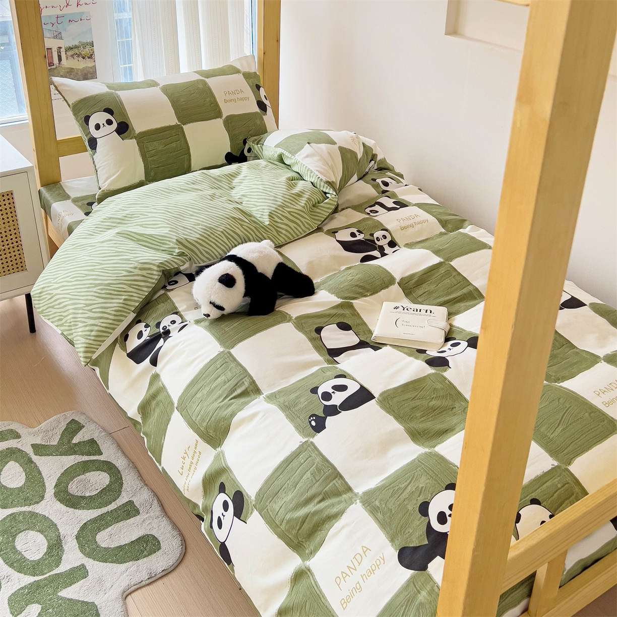 91家纺网 家纺一手货源 找家纺 名兮2025新款全棉纯棉13372学生床多件套 熊猫胖达