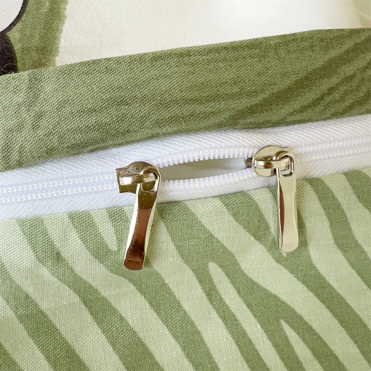 91家纺网 家纺一手货源 找家纺 名兮2025新款全棉纯棉13372学生床多件套 熊猫胖达