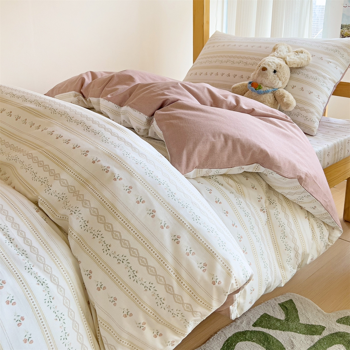 91家纺网 家纺一手货源 找家纺 名兮2025新款全棉纯棉13372学生床多件套 樱桃花