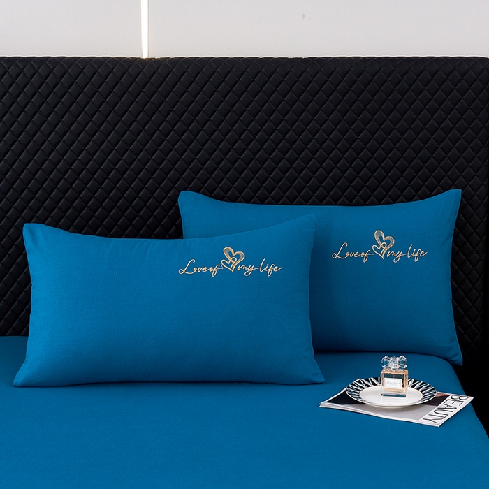 91家纺网 家纺一手货源 找家纺 鑫缘家纺 2025新款水洗磨毛纯色绣花四件套（110克） 宝石蓝