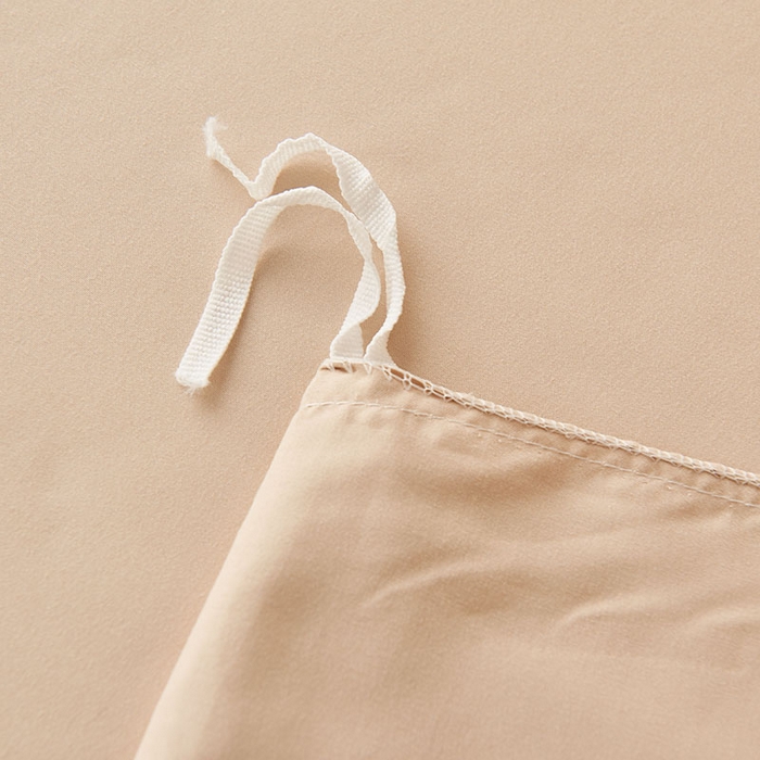 91家纺网 家纺一手货源 找家纺 鑫缘家纺 2025新款水洗磨毛纯色绣花四件套（110克） 香槟金