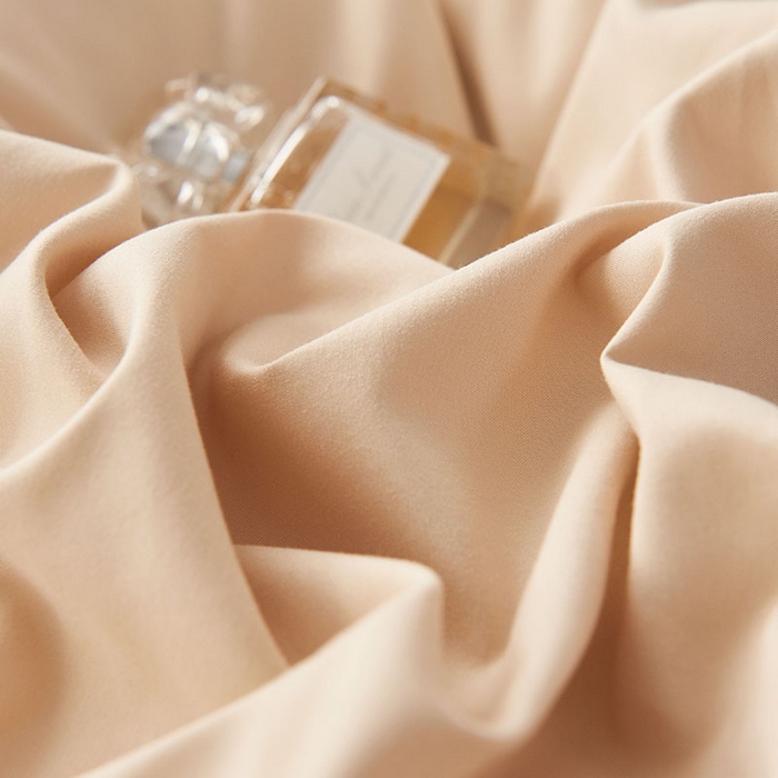 91家纺网 家纺一手货源 找家纺 鑫缘家纺 2025新款水洗磨毛纯色绣花四件套（110克） 香槟金