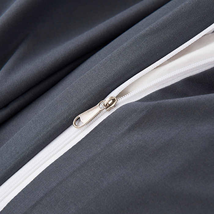 91家纺网 家纺一手货源 找家纺 鑫缘家纺 2025新款水洗磨毛纯色绣花四件套（110克） 石墨灰