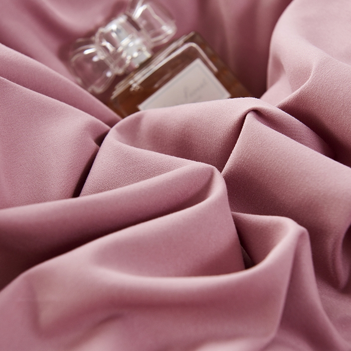 91家纺网 家纺一手货源 找家纺 鑫缘家纺 2025新款水洗磨毛纯色绣花四件套（110克） 浅豆沙