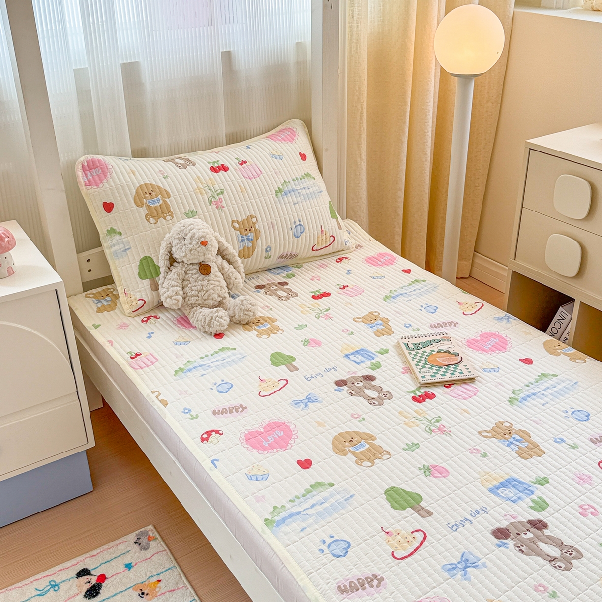 91家纺网 家纺一手货源 找家纺 沐辰 2025春夏新款A类全棉纯棉学生床床盖三件套 梦幻小狗