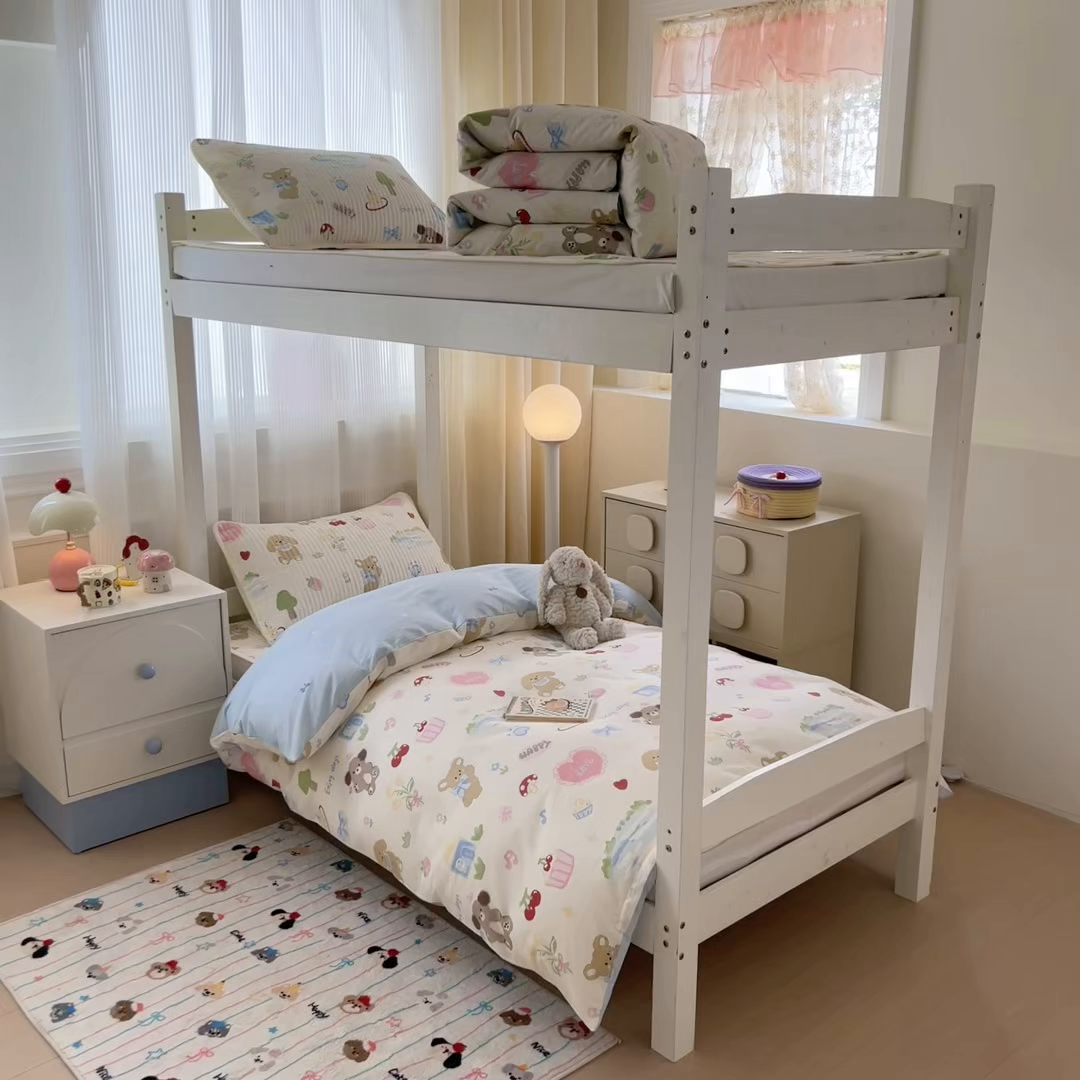 91家纺网 家纺一手货源 找家纺 沐辰 2025春夏新款A类全棉纯棉学生床床盖三件套 梦幻小狗