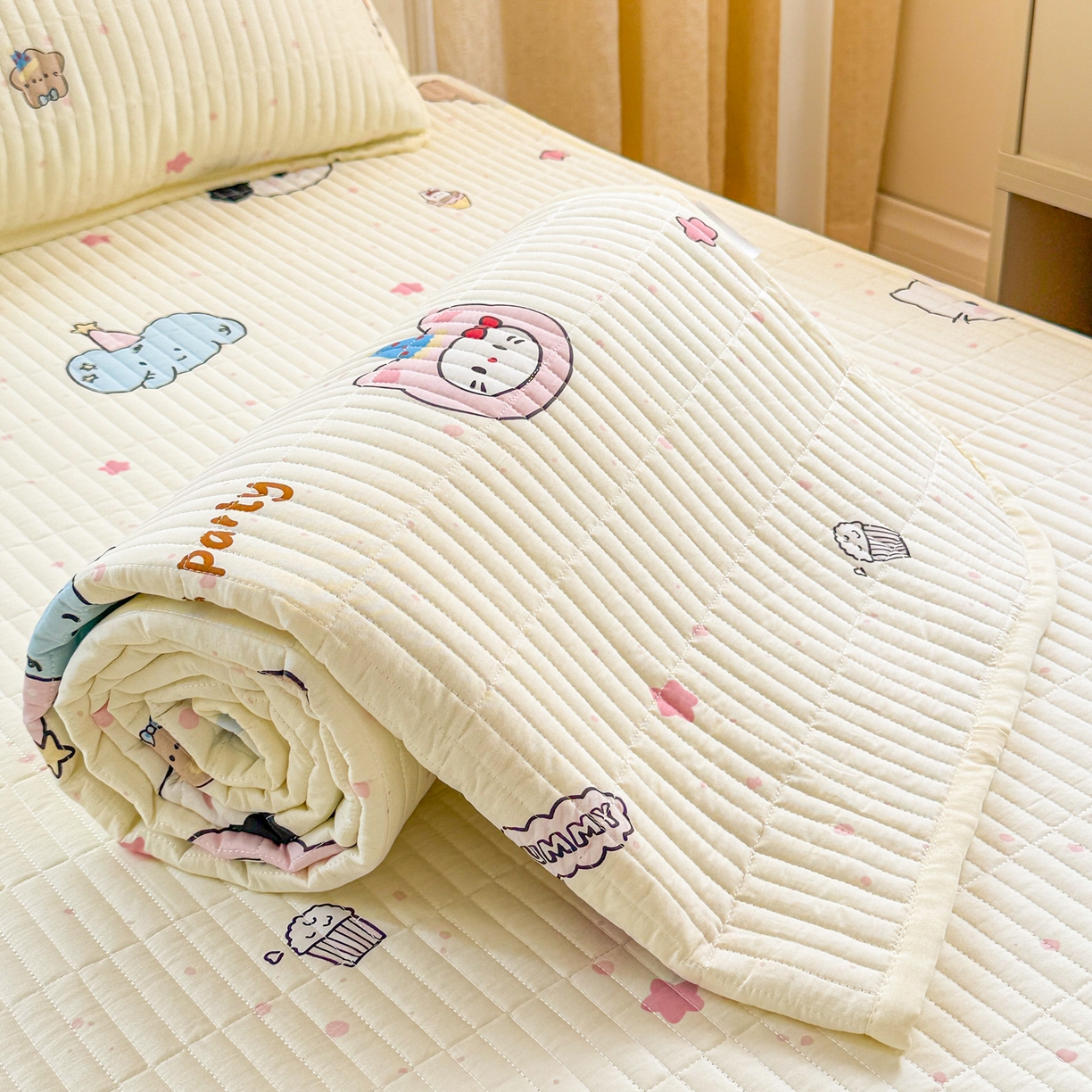 91家纺网 家纺一手货源 找家纺 沐辰 2025春夏新款A类全棉纯棉学生床床盖三件套 生日派对