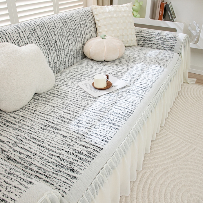 91家纺网 家纺一手货源 找家纺 沐沐家纺 2026春夏新款宛柔裙边沙发巾 宛柔裙边-黑色