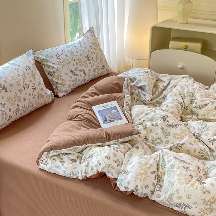 91家纺网 家纺一手货源 找家纺 雅阁尔家纺 2025新款直播小红书ins风针织提花双层纱四件套小碎花被套床笠三件套-平铺 金枝玉叶