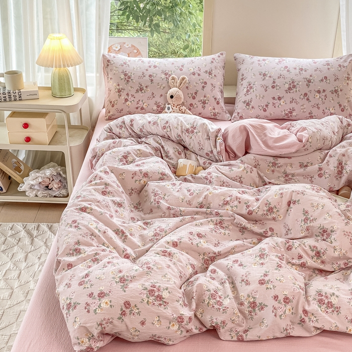 91家纺网 家纺一手货源 找家纺 雅阁尔家纺 2025新款直播小红书ins风针织提花双层纱四件套小碎花被套床笠三件套-平铺 玫瑰物语