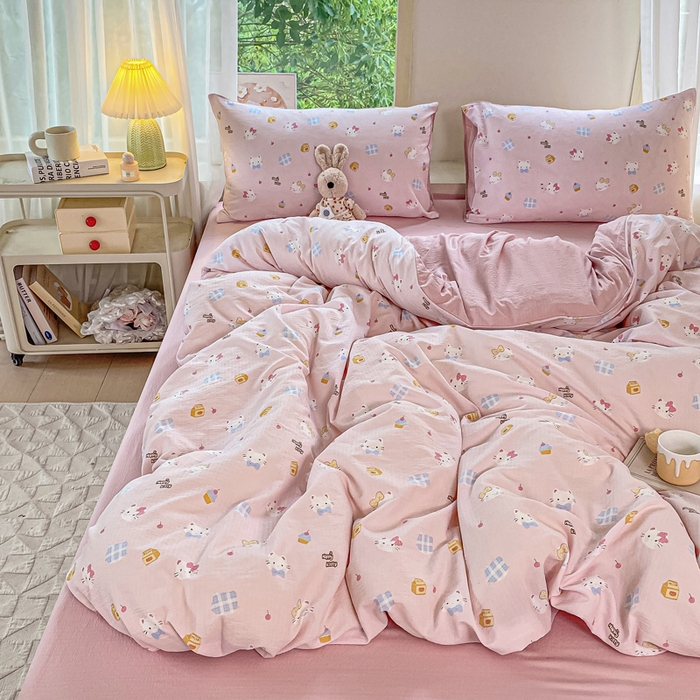 91家纺网 家纺一手货源 找家纺 雅阁尔家纺 2025新款直播小红书ins风针织提花双层纱四件套小碎花被套床笠三件套-平铺 咪咪宝贝