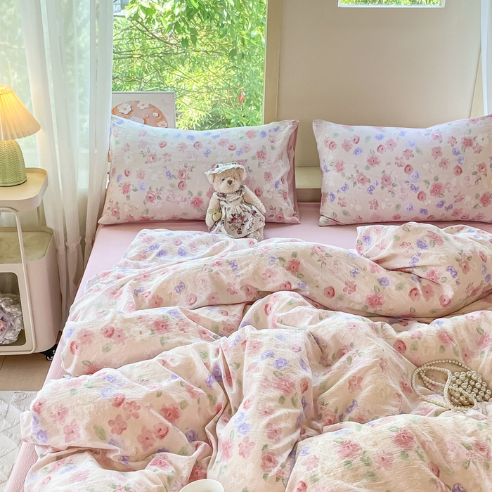 91家纺网 家纺一手货源 找家纺 雅阁尔家纺 2025新款直播小红书ins风针织提花双层纱四件套小碎花被套床笠三件套-平铺 山花烂漫