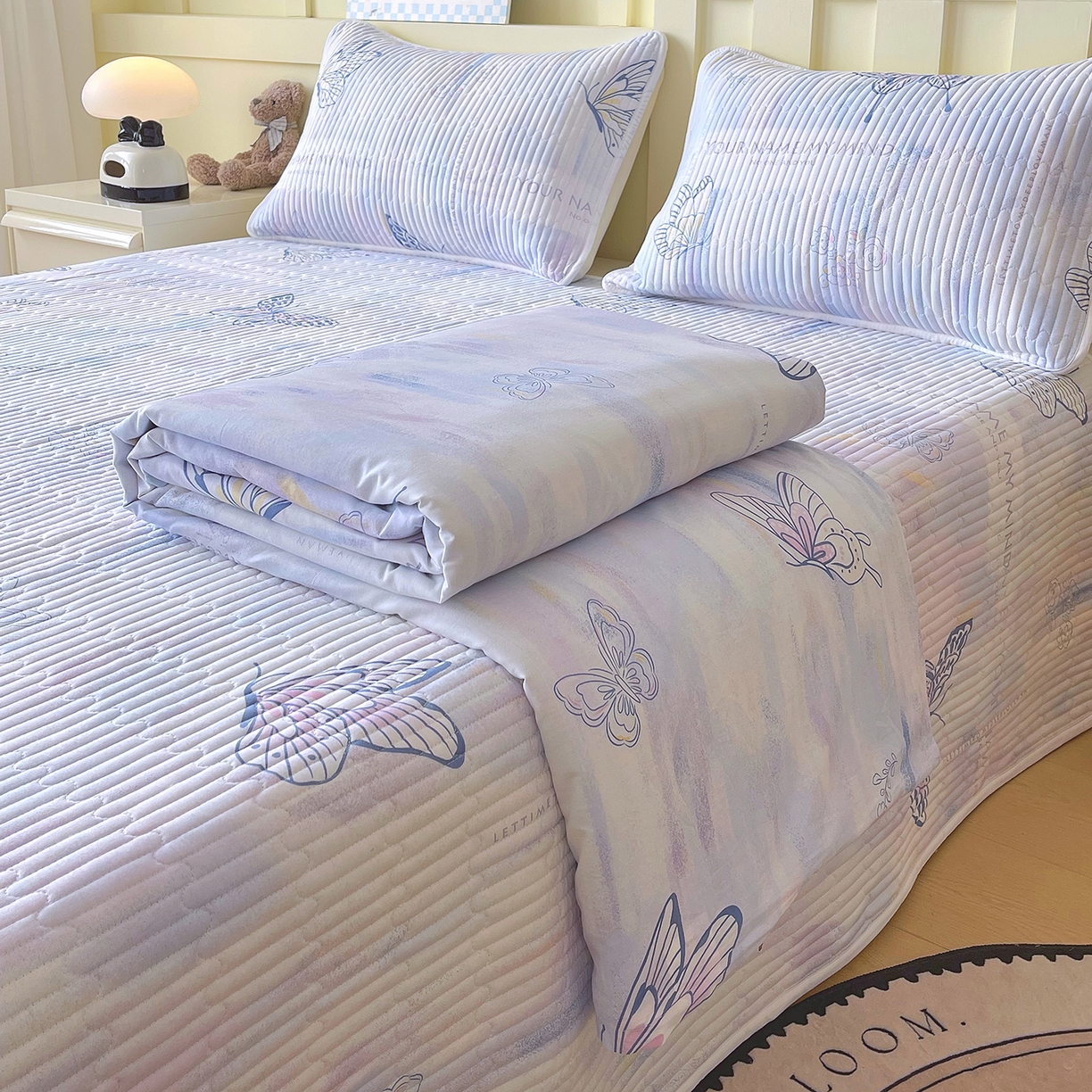 91家纺网 家纺一手货源 找家纺 金鑫汇家纺2025新款A类全棉印花床盖四件套 梦蝶