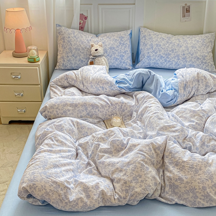 91家纺网 家纺一手货源 找家纺 雅阁尔家纺 2025新款直播小红书ins风针织提花双层纱四件套小碎花被套床笠三件套-平铺 蓝玫瑰