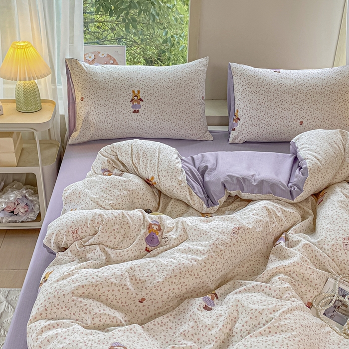 91家纺网 家纺一手货源 找家纺 雅阁尔家纺 2025新款直播小红书ins风针织提花双层纱四件套小碎花被套床笠三件套-平铺 小萝莉