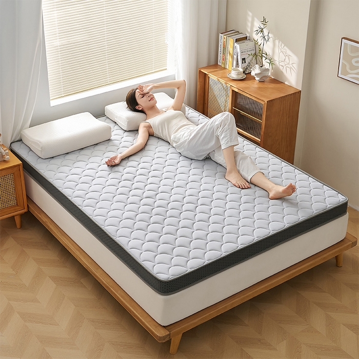 91家纺网 家纺一手货源 找家纺 锦丝钰床垫 2025春夏新款乳胶记忆棉床垫-大床 立体-月光灰