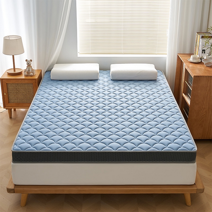 91家纺网 家纺一手货源 找家纺 锦丝钰床垫 2025春夏新款乳胶记忆棉床垫-大床 立体-月光蓝