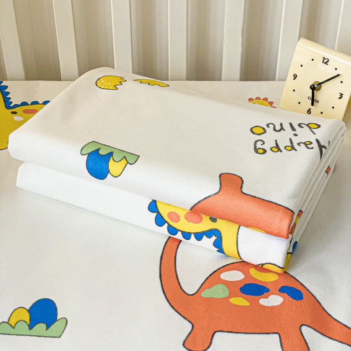 91家纺网 家纺一手货源 找家纺 富馨莱 2025年新款隔尿垫婴儿老人防水垫 多多恐龙