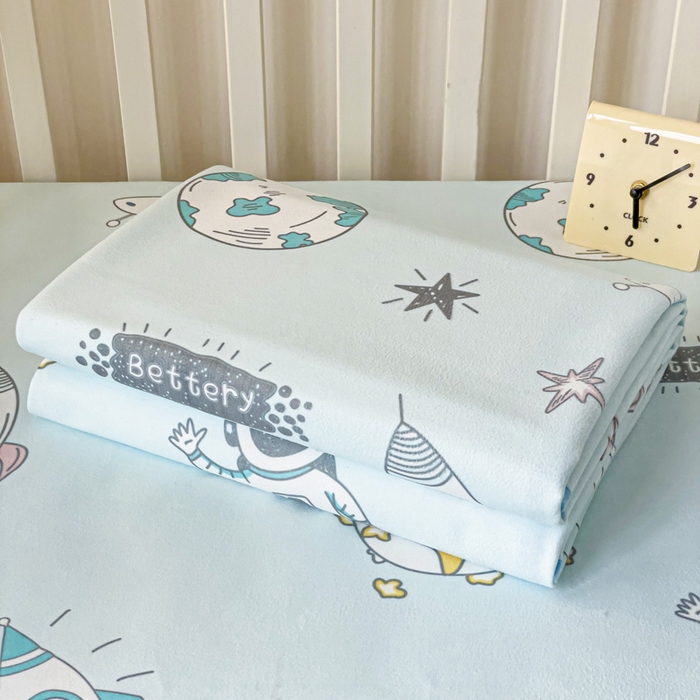 91家纺网 家纺一手货源 找家纺 富馨莱 2025年新款隔尿垫婴儿老人防水垫 太空飞船