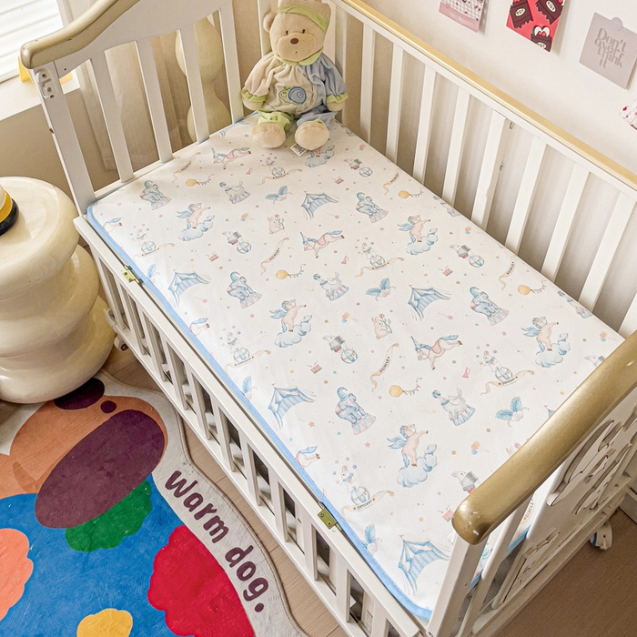 91家纺网 家纺一手货源 找家纺 富馨莱 2025年新款隔尿垫婴儿老人防水垫 小飞马