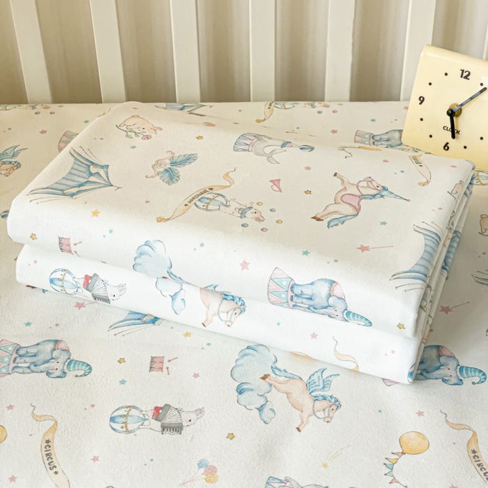 91家纺网 家纺一手货源 找家纺 富馨莱 2025年新款隔尿垫婴儿老人防水垫 小飞马