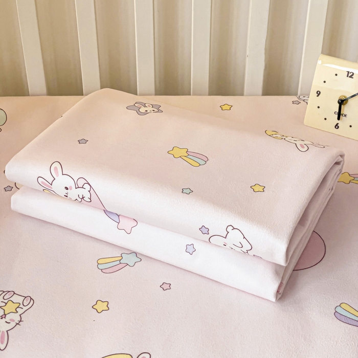 91家纺网 家纺一手货源 找家纺 富馨莱 2025年新款隔尿垫婴儿老人防水垫 星星小兔