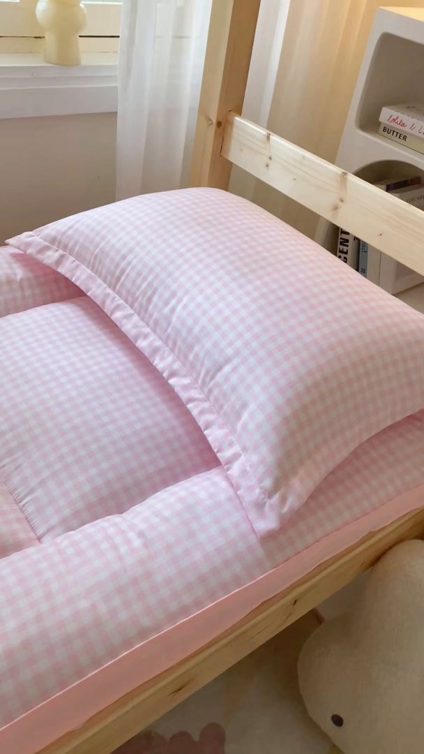 91家纺网 家纺一手货源 找家纺 默忆 2025新款水洗棉新疆棉花被子被芯 粉格 被子