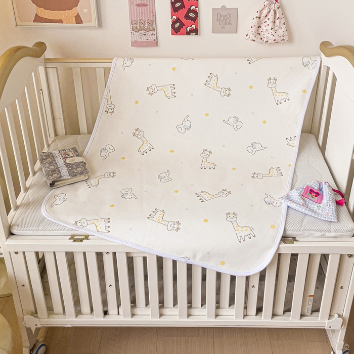 91家纺网 家纺一手货源 找家纺 富馨莱 2025年新款隔尿垫婴儿老人防水垫 长颈鹿