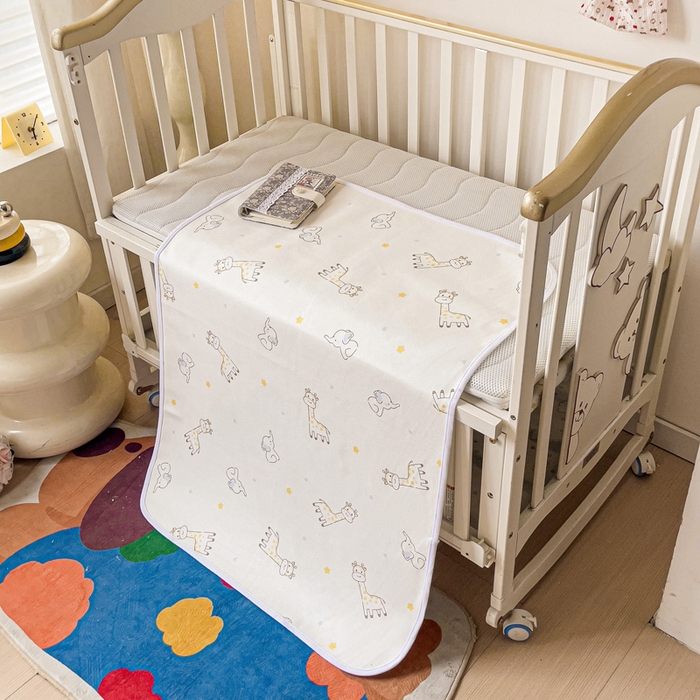 91家纺网 家纺一手货源 找家纺 富馨莱 2025年新款隔尿垫婴儿老人防水垫 长颈鹿