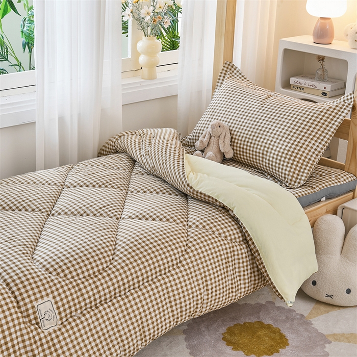 91家纺网 家纺一手货源 找家纺 默忆 2025新款水洗棉新疆棉花被子被芯 咖格 被子