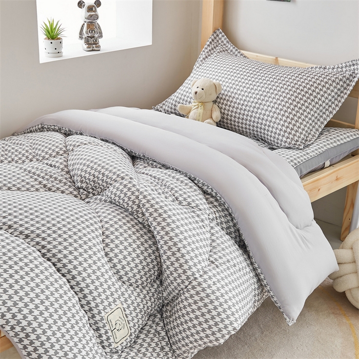 91家纺网 家纺一手货源 找家纺 默忆 2025新款水洗棉棉花被被子被芯冬被学生宿舍被子 千鸟格 灰 