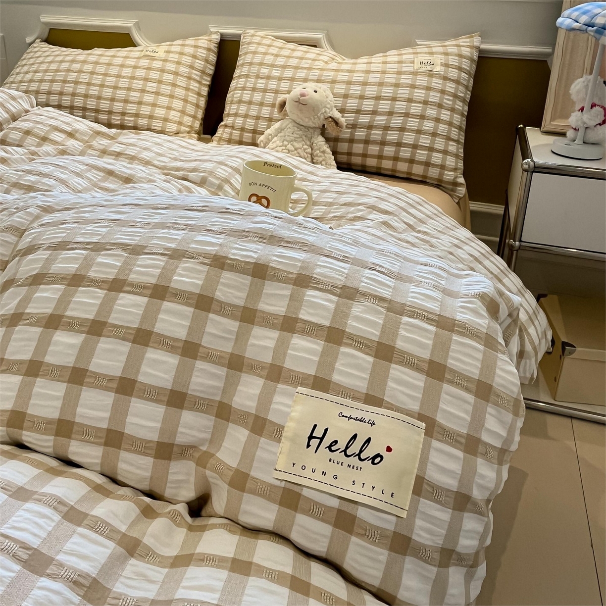 91家纺网 家纺一手货源 找家纺 顾里家纺 2025新款韩系格子阳离子泡泡纱四件套-第一组 复古奶咖