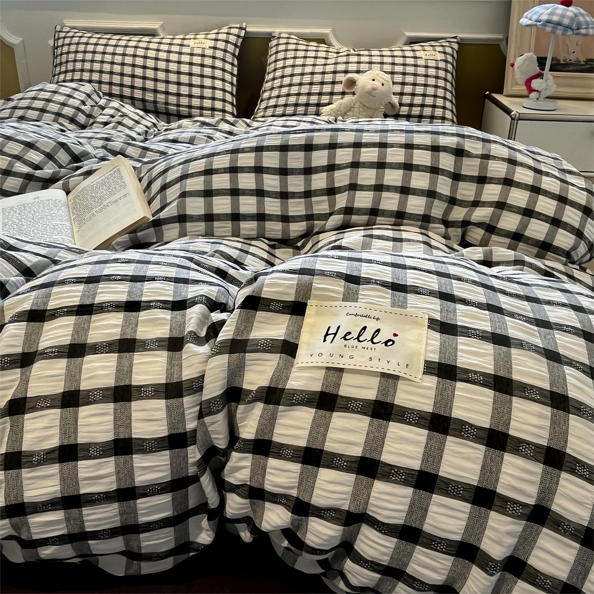 91家纺网 家纺一手货源 找家纺 顾里家纺 2025新款韩系格子阳离子泡泡纱四件套-第一组 经典黑格