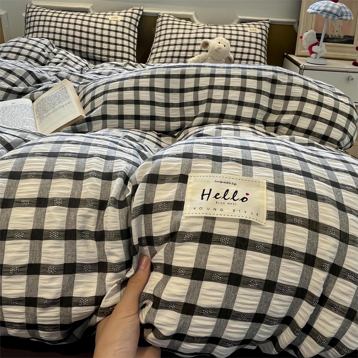 91家纺网 家纺一手货源 找家纺 顾里家纺 2025新款韩系格子阳离子泡泡纱四件套-第一组 经典黑格