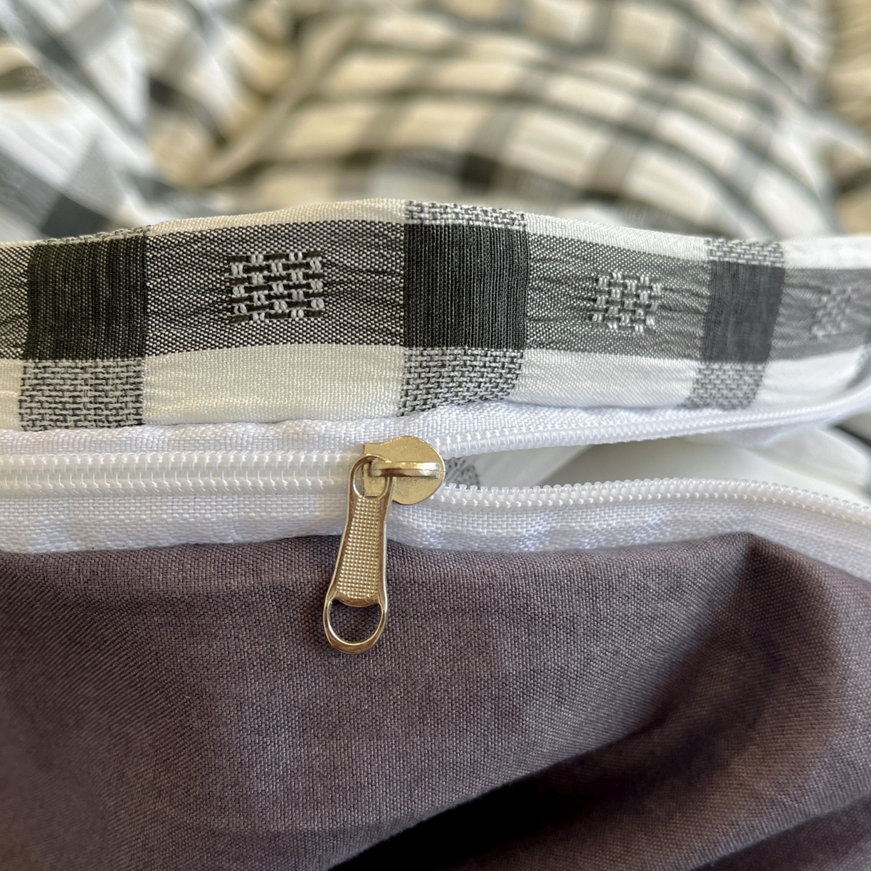 91家纺网 家纺一手货源 找家纺 顾里家纺 2025新款韩系格子阳离子泡泡纱四件套-第一组 经典黑格