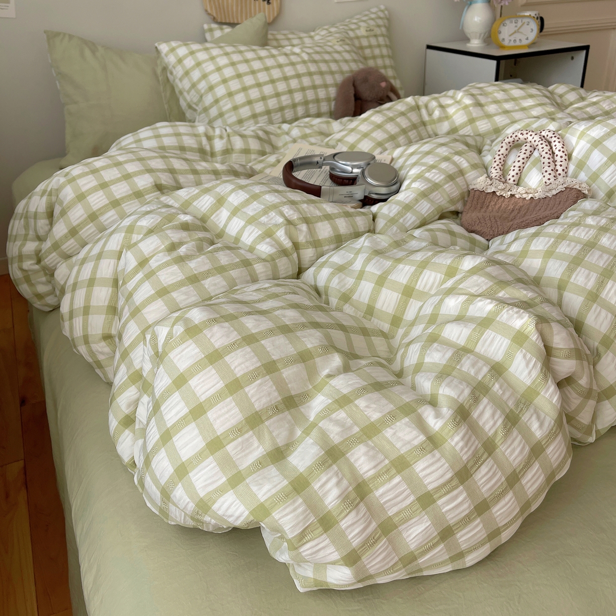 91家纺网 家纺一手货源 找家纺 顾里2025新款韩系格子阳离子泡泡纱四件套-第二组 薄荷绿格