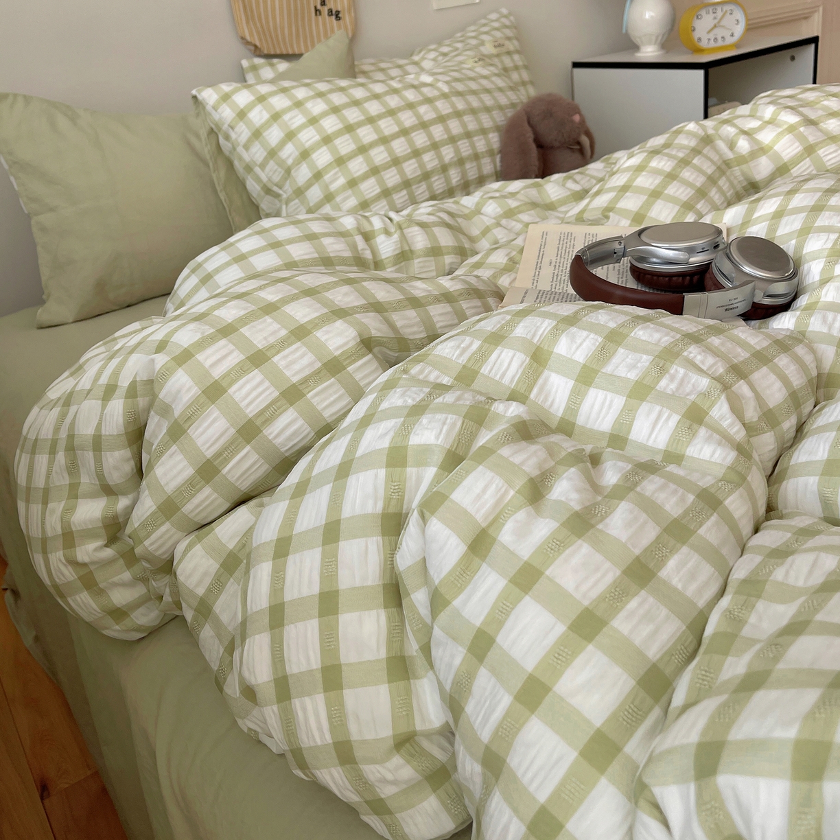 91家纺网 家纺一手货源 找家纺 顾里2025新款韩系格子阳离子泡泡纱四件套-第二组 薄荷绿格