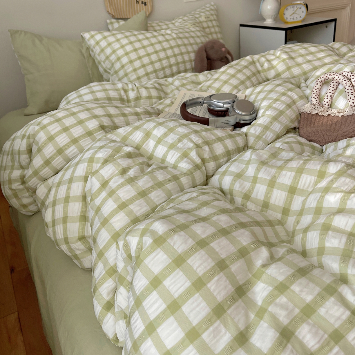 91家纺网 家纺一手货源 找家纺 顾里2025新款韩系格子阳离子泡泡纱四件套-第二组 薄荷绿格