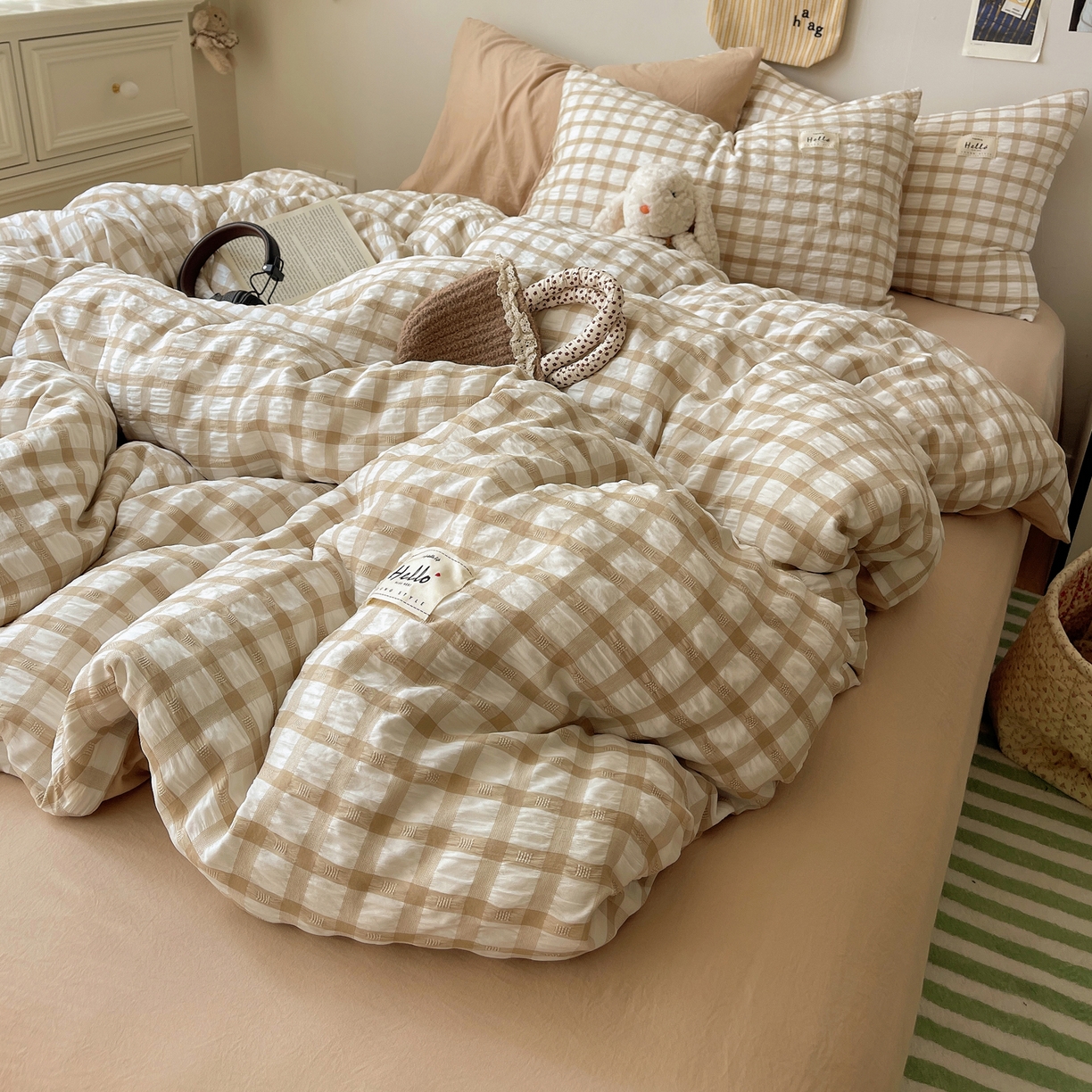 91家纺网 家纺一手货源 找家纺 顾里2025新款韩系格子阳离子泡泡纱四件套-第二组 复古奶咖